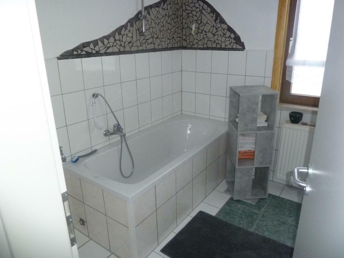 Im Gelben Haus Appartement Brotterode Buitenkant foto