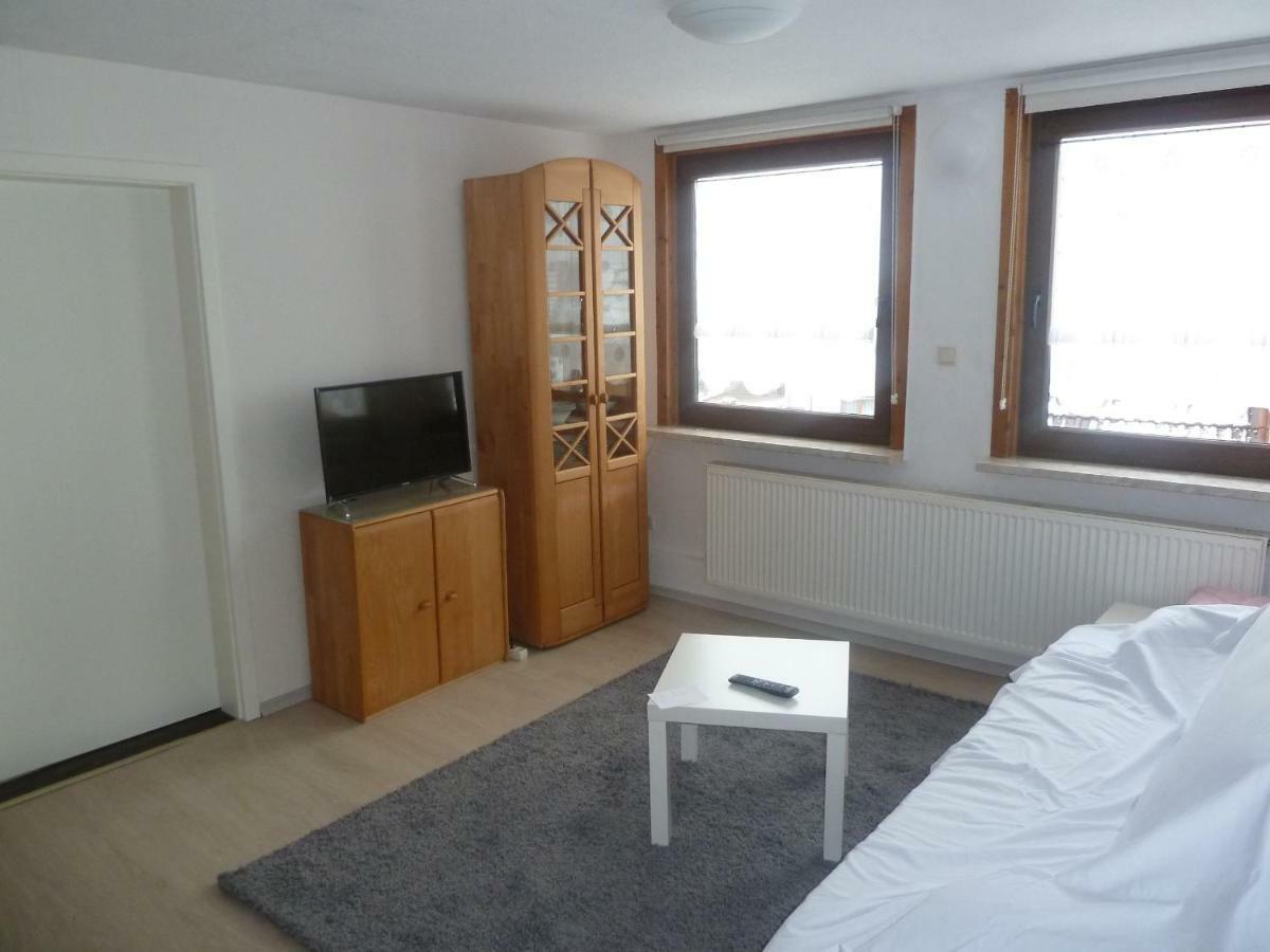 Im Gelben Haus Appartement Brotterode Buitenkant foto